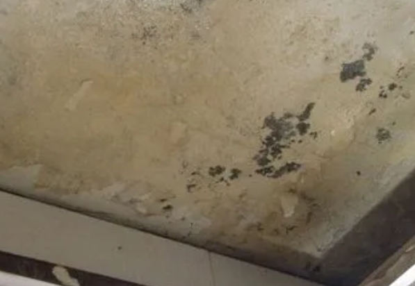 闽清阳台漏水维修公司分享下闽清卫生间渗水维修需要注意哪些问题。