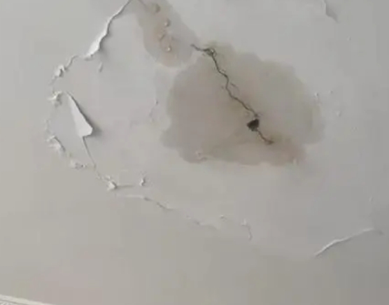 闽清阳台漏水维修公司分享下屋面防水工程质量问题原因分析